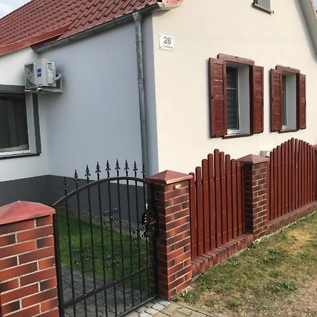 Łagów Agroturystyka "Zielone Zacisze"ヴィラ エクステリア 写真